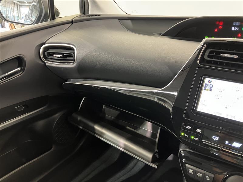 プリウス A（347034538135）の中古車 | トヨタ認定中古車