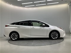 プリウス S ツーリングセレクション