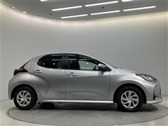 ヤリス ハイブリッド G