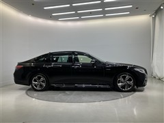 クラウン RS