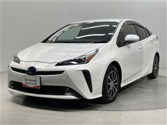 トヨタ プリウス A