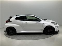 GRヤリス RS