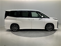 ヴォクシー ハイブリッド S-Z