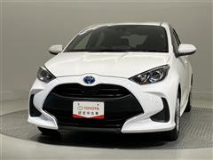 ヤリス ハイブリッド X