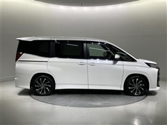 ノア ハイブリッド S-Z