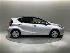 アクア S Styie Blak