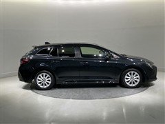 カローラツーリング HV S