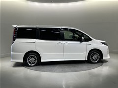 ノア ハイブリッドSI