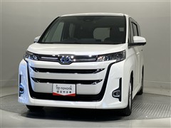 ノア ハイブリッド Z