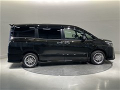 ヴォクシーHV ZSキラメキ3