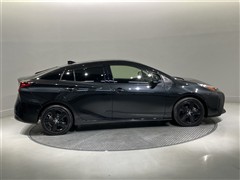 プリウス AツーリングブラックED