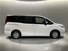 ノア ハイブリッド X