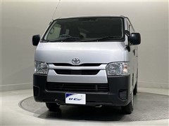 ハイエースバン デラックス