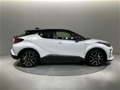 C-HR S GRスポーツ