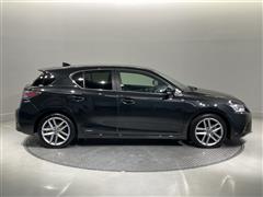 CT200h C ツーリングS