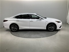 ES300h Fスポーツ