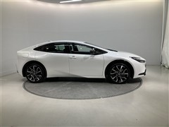 プリウスPHV Z