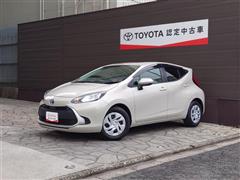 トヨタ アクア G