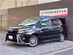 トヨタ ヴォクシー HEV ZS キラメキ3