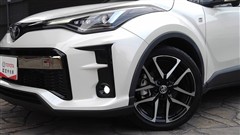 C-HR HEV S・GRスポーツ