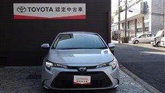 カローラセダン ハイブリッド X