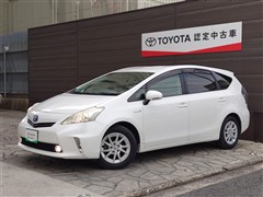 プリウスアルファ S