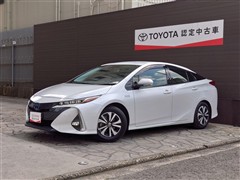 トヨタ プリウスPHV A