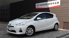 トヨタ アクア G ブラックソフトレザー