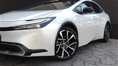 プリウスPHEV Z
