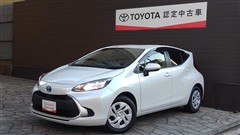 トヨタ アクア G
