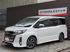 トヨタ ノア SiジョシュセキリフトUPシート