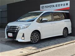 トヨタ ノア Si