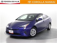 トヨタ　プリウス S
