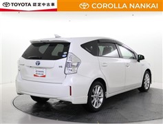 プリウスアルファ S