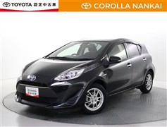 トヨタ　アクア S スタイルブラック