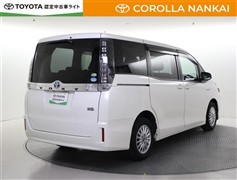 ヴォクシー HV V