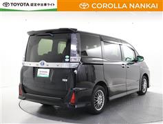 ヴォクシーHV ZSキラメキ