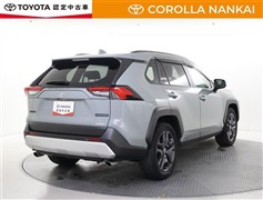 RAV4 アドベンチャー 4WD