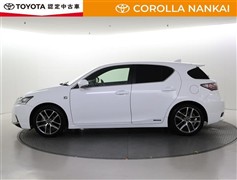 CT200h F スポーツ