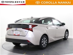 プリウス A