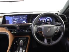 クラウン スポーツ Z 4WD