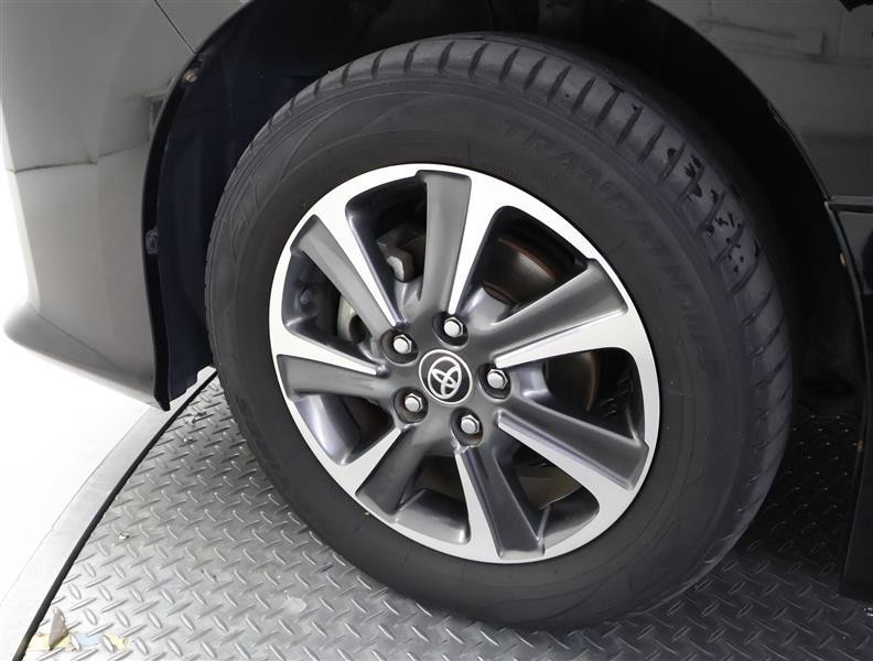 ヴォクシー ZS キラメキ2（35301C2756731）の中古車 | トヨタ認定中古