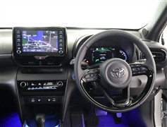 ヤリスクロス HV Z
