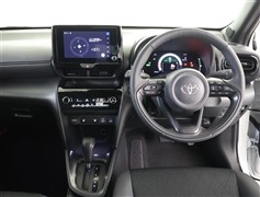 ヤリスクロス HV Z