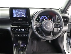ヤリスクロス HV Z