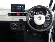 ムーヴキャンバス ストライプスG