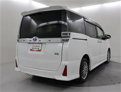 ヴォクシー HV ZS キラメキ3