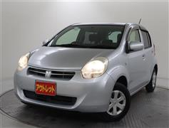 パッソ 1.0X クツロギ