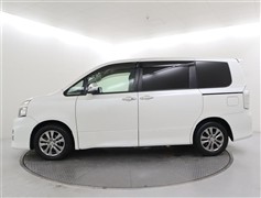 ヴォクシー ZS キラメキ