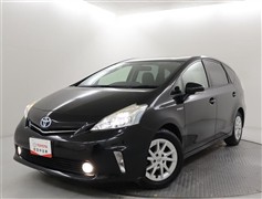 プリウスアルファ S